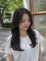 クシェル バイ リリア(kuschel by LILIA.)&nbsp;艶感ロングレイヤー×ダークブラウン