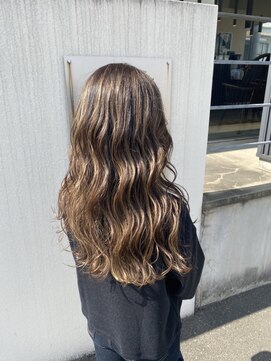 ヘアーメイク アディクト(HAIR MAKE addict) グレージュハイライト☆