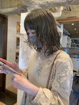 ラレイ(Lalei) ＊透け感オリーブ×ミディアムスパイラルパーマ 表参道