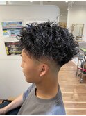 フェードカット×ツイストパーマ