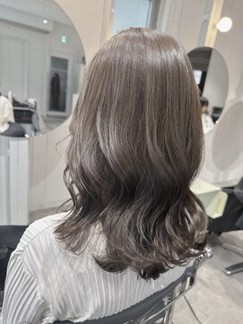 ストレータ バイ マリオ(Strata by mario) 【mami】ブリーチなし×オリーブベージュ