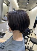 大人可愛い20代30代40代黒髪前下がりショートボブ丸みショート