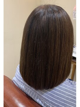 美容室 アイディー i-dee 艶ストレート