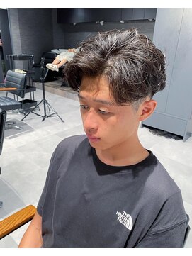 ネクストネオ 静岡(NEXT NEO) NEXT静岡NEO【櫻田】ラフカールパーマ刈り上げセンターパート