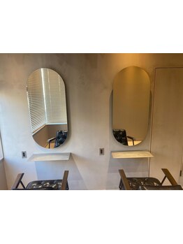 スタイリッシュで洗練されたお洒落な店内＊日常を忘れて周囲を気にせずゆったり過ごせる♪