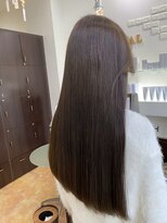 ヘアメイクヒール 【乾かして美髪。芯時代縮毛矯正で見違える髪質へ】20代・30代