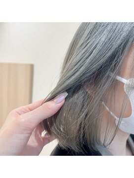 アッシュ 北千住店(Ash) シルバーグレージュカラー