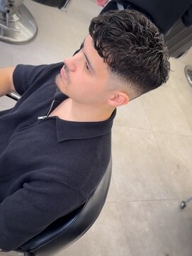 グルーマーズトウキョウ(GROOMER/S TOKYO) 【GROOMER/S 稲田】 クロップ スタイル スペインカール