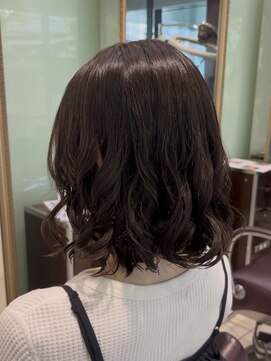 アメリ バイ アピッシュ(Amelie by apish) コテ巻き風パーマ/コテ巻きパーマ/デジタルパーマ/前髪パーマ