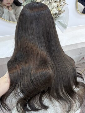 エス(Ess) 美髪/ワイドバング/ホワイトブロンド[髪質改善/ヘアセット/大宮]