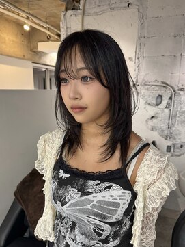 ヨーク(YOKE) ミディアムレイヤーフェイスレイヤー