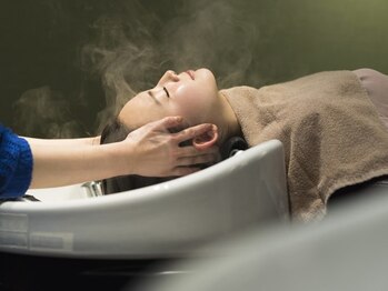 リコサロン(Lico Salon)の写真/【大人女性専門】この髪なら、また明日からも頑張れる♪大人女性の髪のお悩みを解決へと導きます。