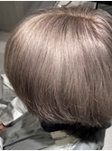 センターパート×ミルクティーグレージュ