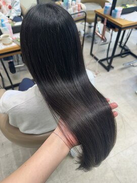 アローム(alom) 暗くなりにくいブラックカラー