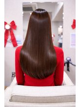 アーリアエスウーノ(A:ria es uno) 圧倒的髪質改善カラー