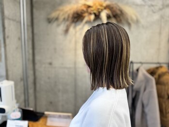 リベルテ(liberte)の写真/自分らしいデザインカラー白髪ぼかしも提案するサロンで、魅力アップ☆