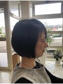 ショートボブ