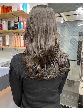 シーク 天神(SEEK) 【SEEK 松尾菫菜】グレージュ