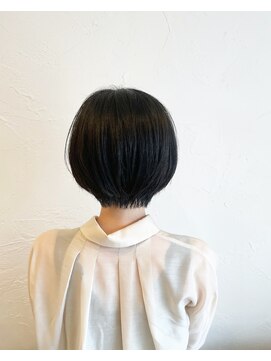 ウィロー(WILLOW) 【WILLOW京橋】コンパクトに収まる丸みショート(小玉泰基)