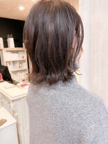 キャアリー(Caary)&nbsp;福山市Caary人気　切りっぱなし外ハネラベンダーグレージュ