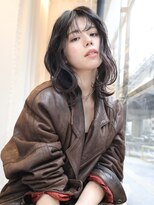 エムスラッシュ みなとみらい馬車道店(M SLASH)&nbsp;抜け感/黒髪/くびれカール/ミディアムレイヤー/馬車道