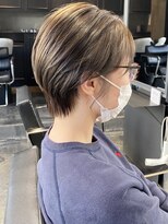 ローリー(Rowlly)&nbsp;自然な丸みがカワイイ◎ナチュラルショート