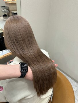 シカ 神戸三宮元町店(Cica) ベージュ　ハイトーン　ダブルカラー　ブリーチ　ケアブリーチ