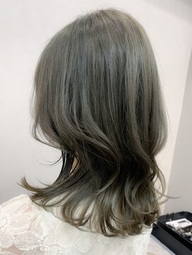 ヘアアンドビューティ ガーデン ベルモール店(HAIR AND BEAUTY GARDEN) ミルクティーベージュピンクベージュカラー顔周りレイヤー韓国