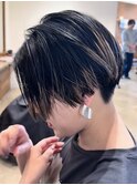 ショートボブ×裾カラー（パラパラブリーチ）