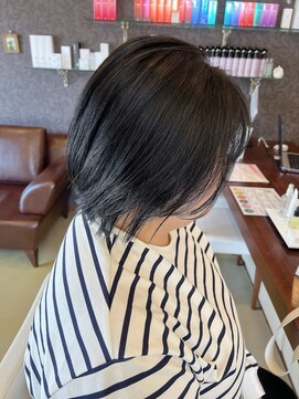 浪漫館 アールズコート(R's Court) 束感ショートレイヤー@伊達　5/9