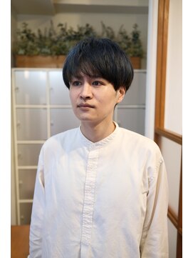 イーズ(e's) マッシュショート×2セクションネイビーカラー