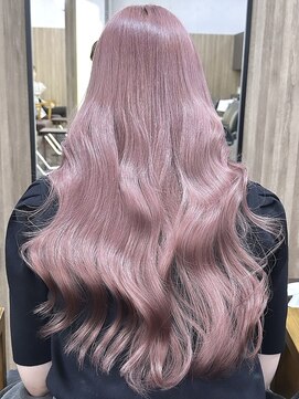 イリ 心斎橋(ili) インナーカラー/ハイライト/縮毛矯正/レイヤーカット/髪質改善