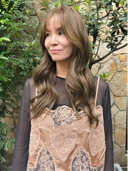 ナナナ パレナ 宝塚店(nanana parena)の写真/【大人女性も満足できる】トレンドを取入れたお洒落で上品なグレイカラー◎気になる見た目の印象も若々しく