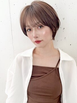 ビーチ(BEACH) レイヤーカット ダークグレー 大人ガーリー 似合わせカット