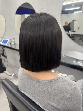 ヴィヒタ 川越 本川越(VIHTA.) 顎下3センチボブカット切りっぱなしボブ川越本川越