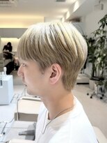 ノラ ウメダ(NORA UMEDA)&nbsp;韓国ヘア アッシュベージュ×ショートマッシュ