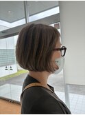 ショートボブ