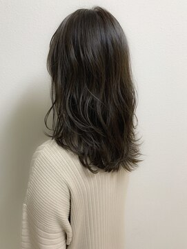 アルディ ユーカリが丘店(HARDI) 【星野】柔らかさのあるオリーブカラー☆