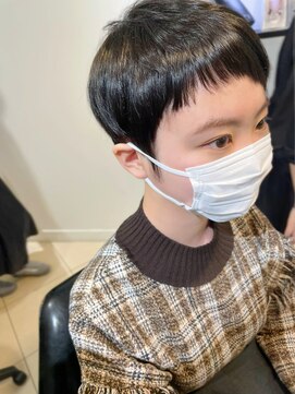 ラブクロムトーキョー オモテサンドウ(LOVECHROME OMOTESANDO) ベリーショート　アシンメトリー