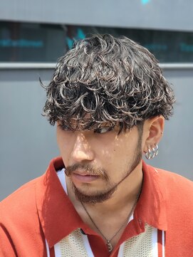 フィフス 原宿(fifth) ツイストスパイラルパーマツーブロックショートレイヤーマッシュ