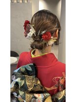 サリーワンフォーワン(Sally 141)&nbsp;成人式タイトシニヨンのカチモリアップ