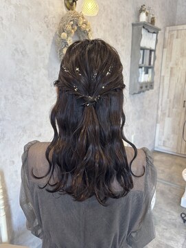 ディーヴァヘアーエズ(DIVA hair Eze) 【yui】お呼ばれヘア×ハーフアップ