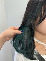 アライブ キチジョウジ(ALIVE Kichijoji) 地毛を活かしたインナーカラー!