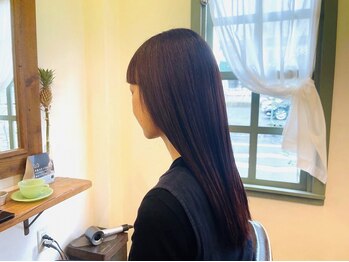 オミノ ominoの写真/うねりや広がりを、大人の気品へ。地毛のような柔らかさで魅せる、髪質改善縮毛矯正