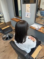 レアレア ヘアアンドライフ(LeaLea)&nbsp;ワンホンレイヤー/ミルクティーブロンド/ダークブルー/伊丹