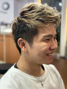 スリーク 吹田店(Sleek) ソフトモヒカン