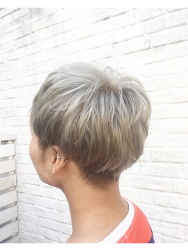 エイト 三軒茶屋店(EIGHT) EIGHT 三軒茶屋　ホワイトベージュ　1/8