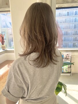 ヌー 代官山(nuu) ・ミニウルフシークレットハイライトレイヤーウルフマッシュ