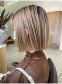 ぱつっとボブ