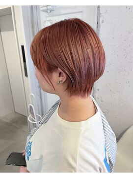 アルジャーノン グリーン(ALGERNON GREEN) ピンクベージュ 10代 20代 30代 【明比杏介】